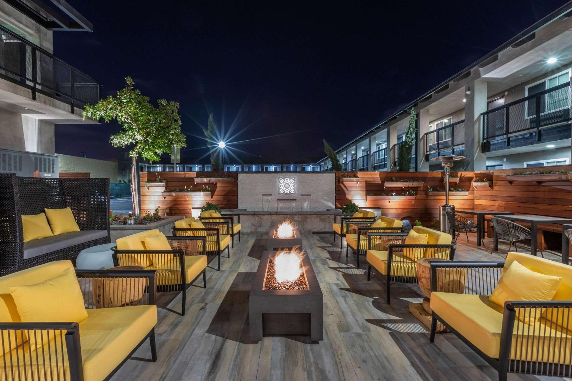 Bluestem Hotel Torrance Los Angeles, Ascend Hotel Collection Exteriör bild